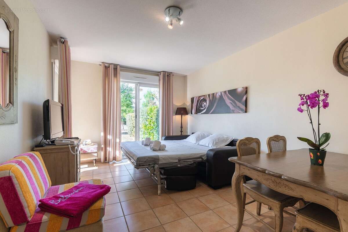 INVESTISSEMENT LOCATIF  ALVIGNAC - Résidence Belambra Clubs Les Portes De Dordogne**** - 6.07%  de rentabilité. - photo 2