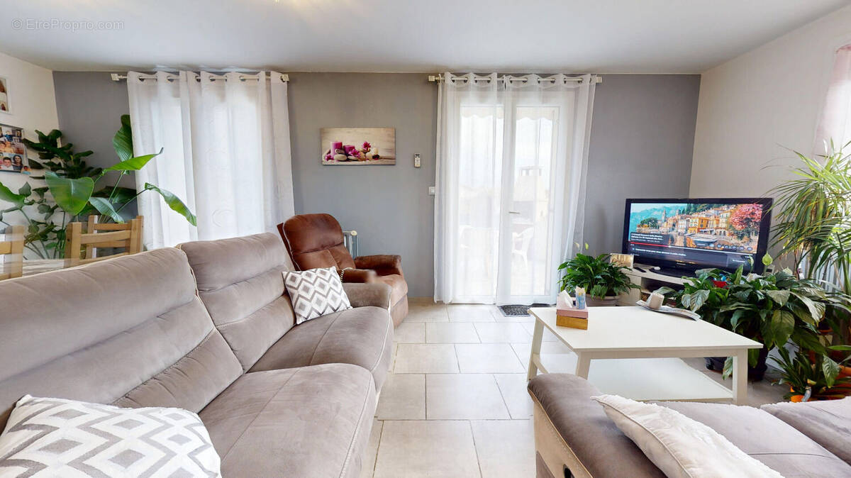 Maison à CHATEAU-GAILLARD