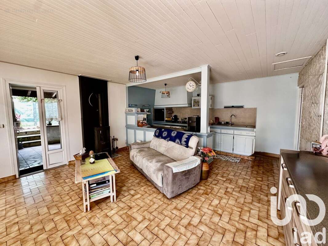 Photo 3 - Maison à MONTROY