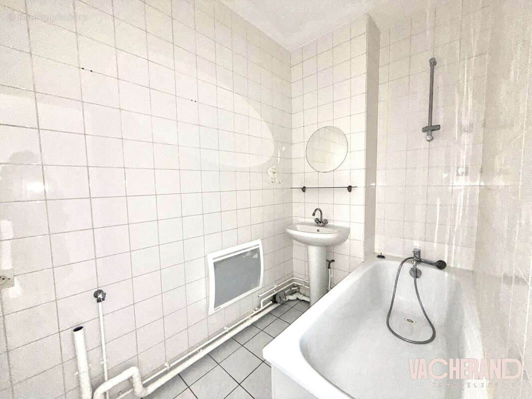Appartement 35 m² à Lille  - photo 4