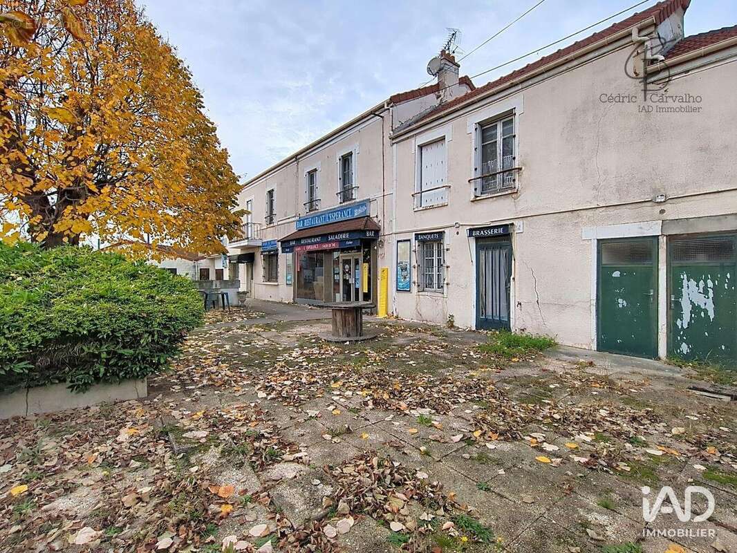 Photo 2 - Commerce à ROISSY-EN-BRIE