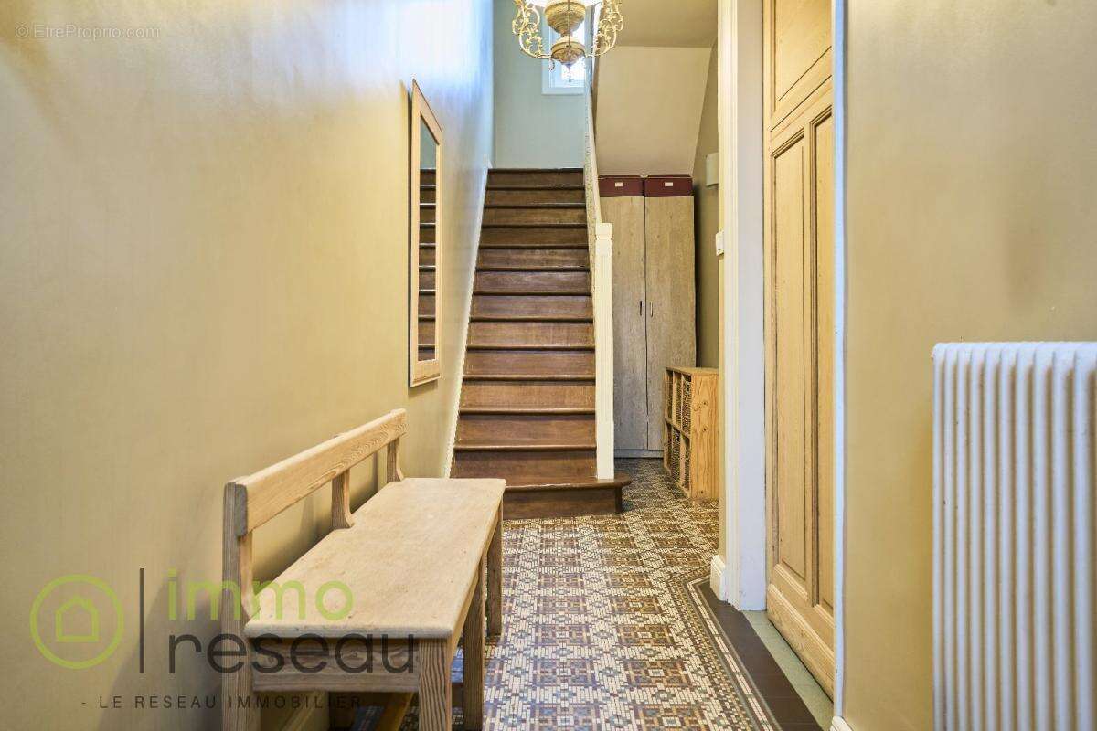 Maison à LA CHAPELLE-D&#039;ARMENTIERES