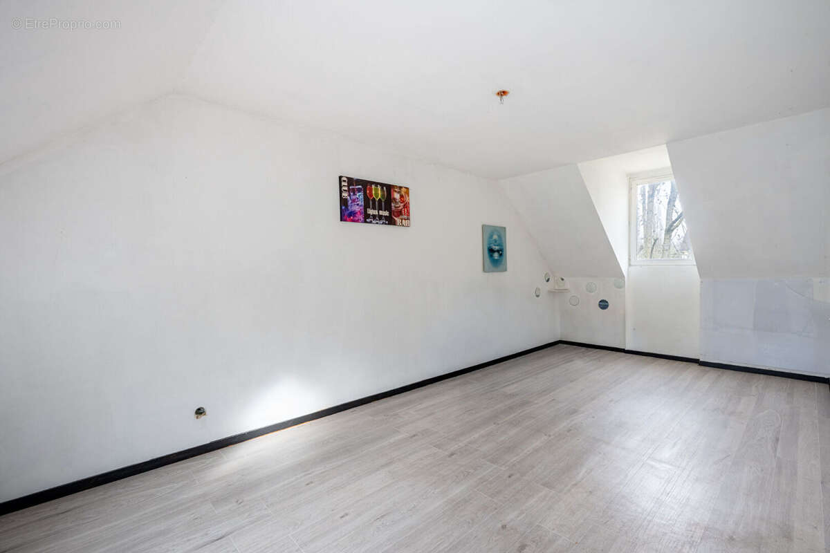 Maison à ARTHIES