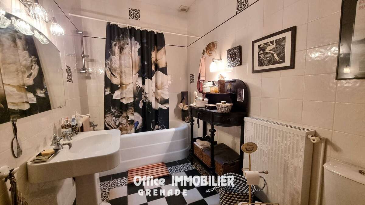 Maison à PORT-SAINTE-FOY-ET-PONCHAPT