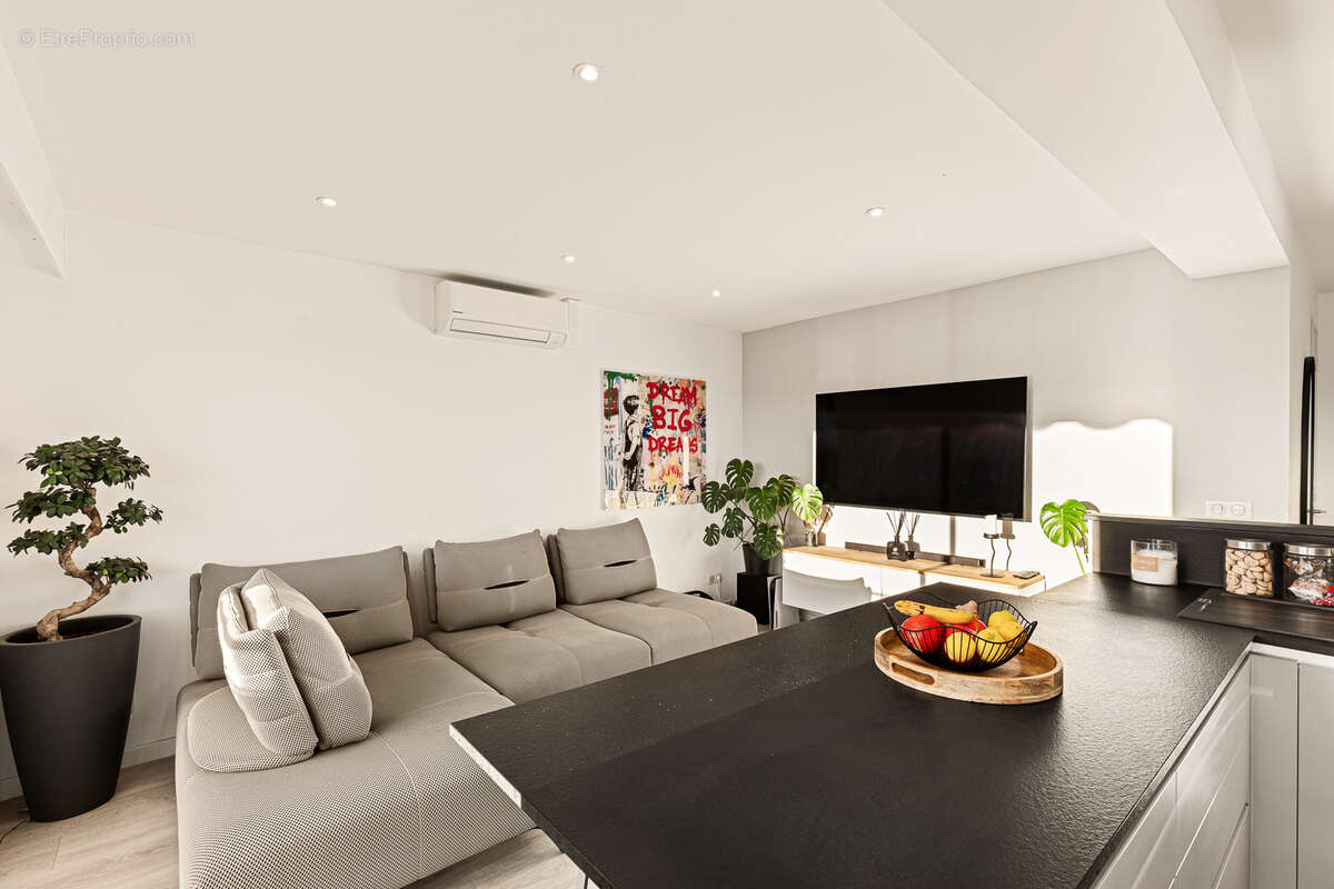 Appartement à LE CANNET