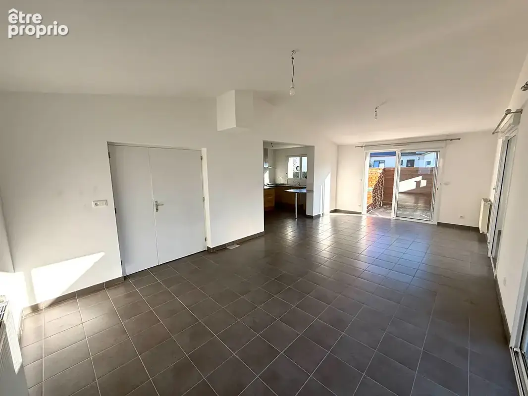 Contemporaine sur 567m2 de terrain - photo 5