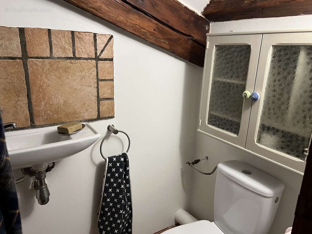Appartement à VILLENEUVE-LES-AVIGNON