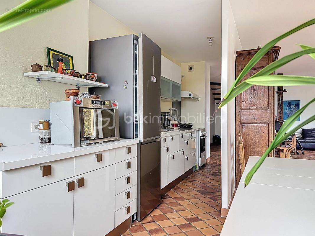 Appartement à CORBEIL-ESSONNES