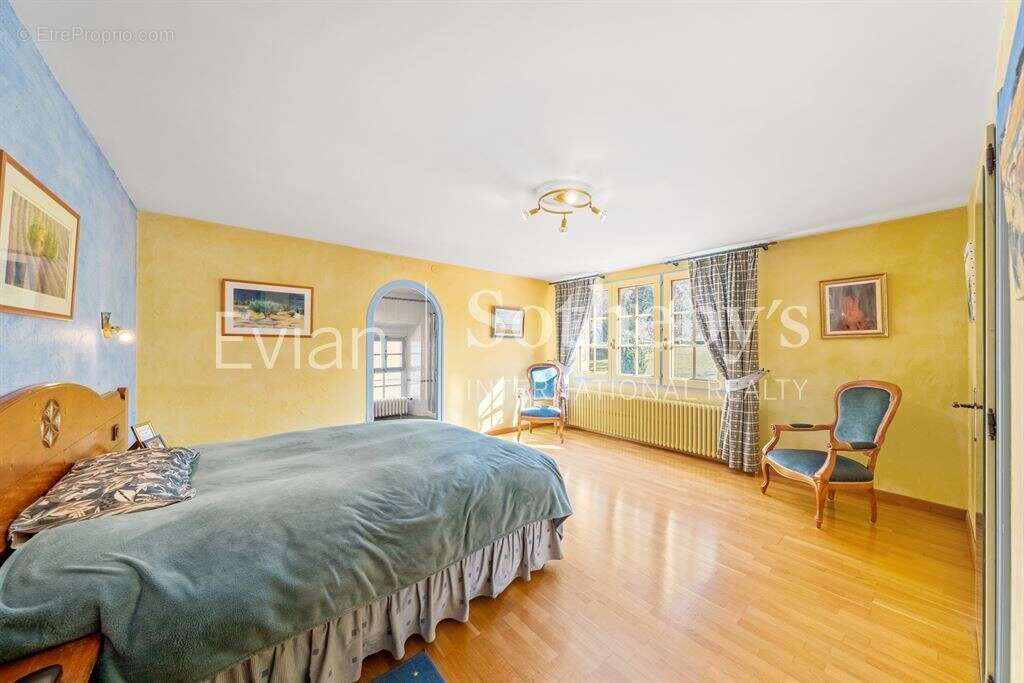 Maison à MAXILLY-SUR-LEMAN