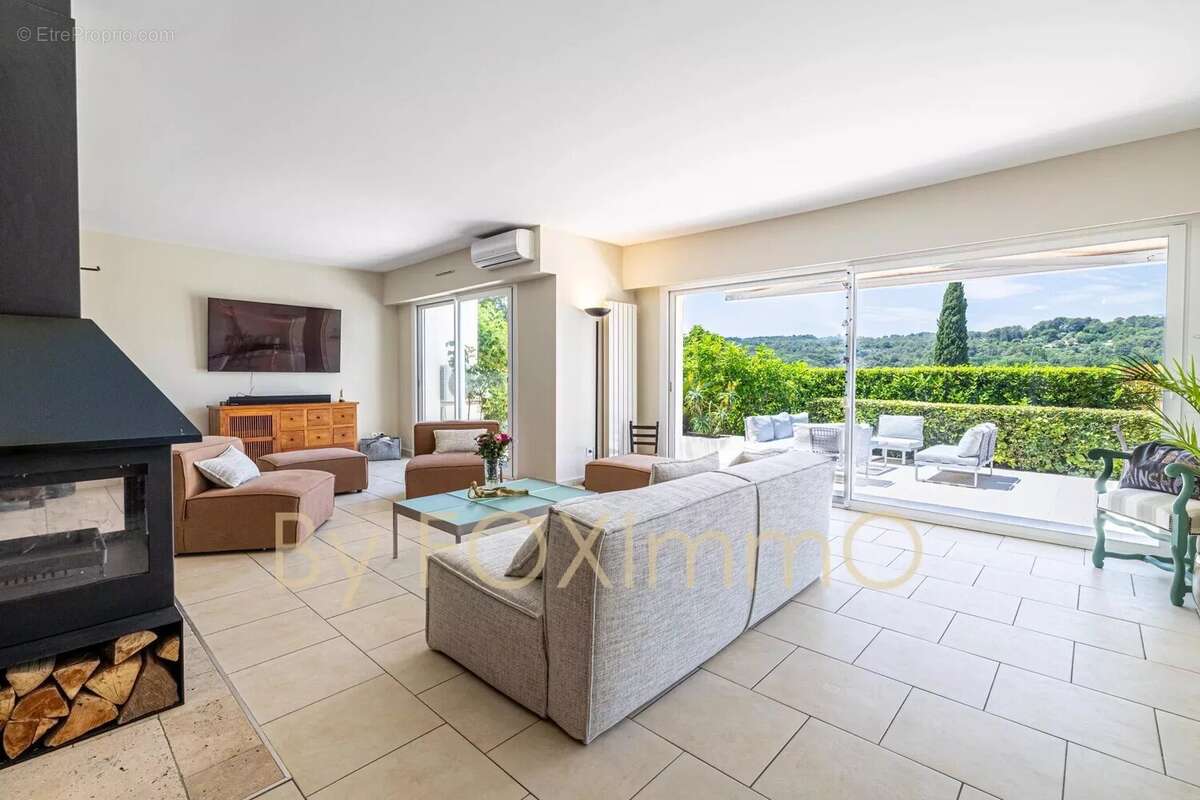 Maison à LA COLLE-SUR-LOUP