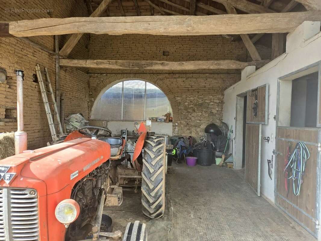 Maison à CASTELNAU-DE-MONTMIRAL