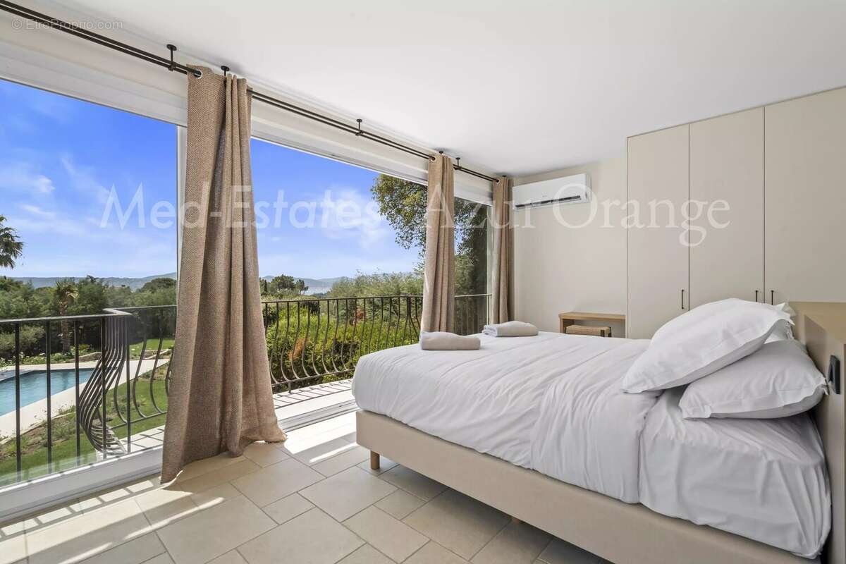 Élégante villa provençale rénovée avec vue mer – Domaine privé à Grimaud - photo 14