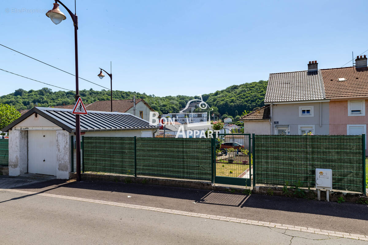 Maison à JOEUF