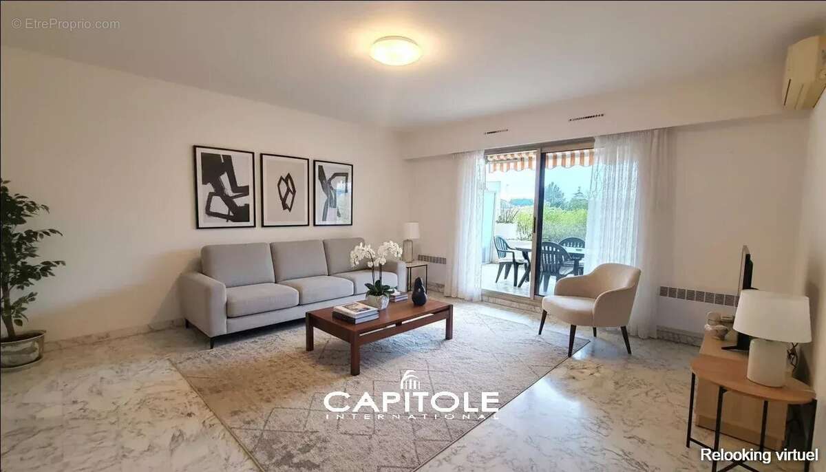 Antibes, à 5 mn à pied du centre, 4P rdj avec vue dégagée mer, résidence avec piscine et tennis, cave et garage. - photo 2