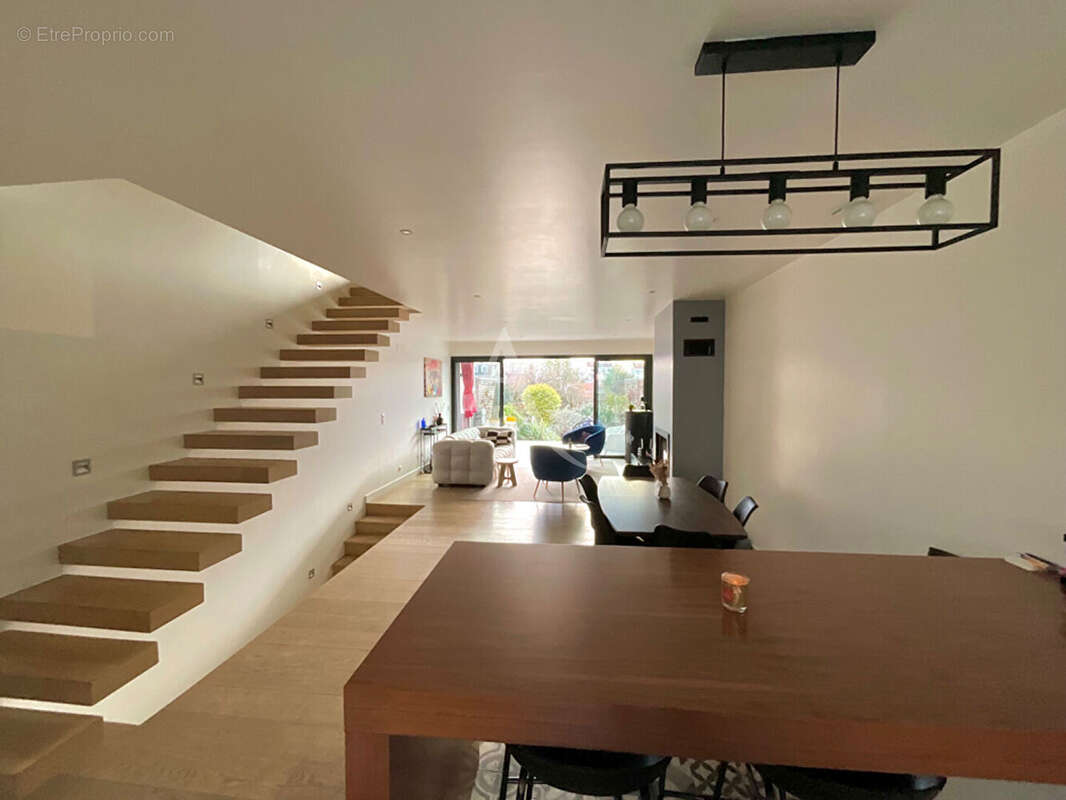 Maison à FONTENAY-SOUS-BOIS