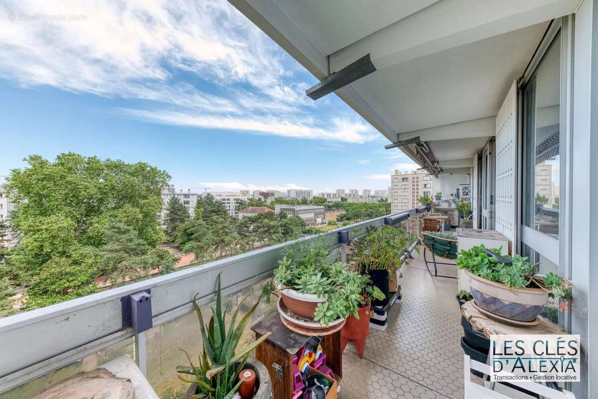 Appartement à LYON-8E