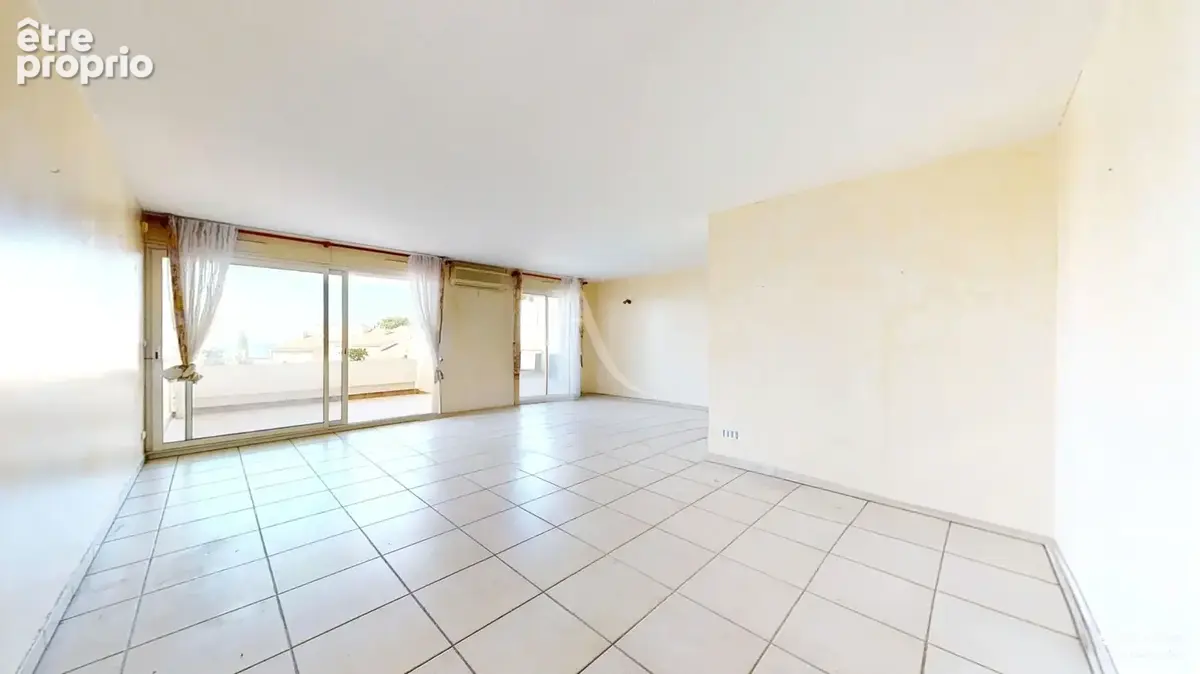 T4 Carqueiranne magnifique vue mer résidence sécurisée avec piscine - photo 4