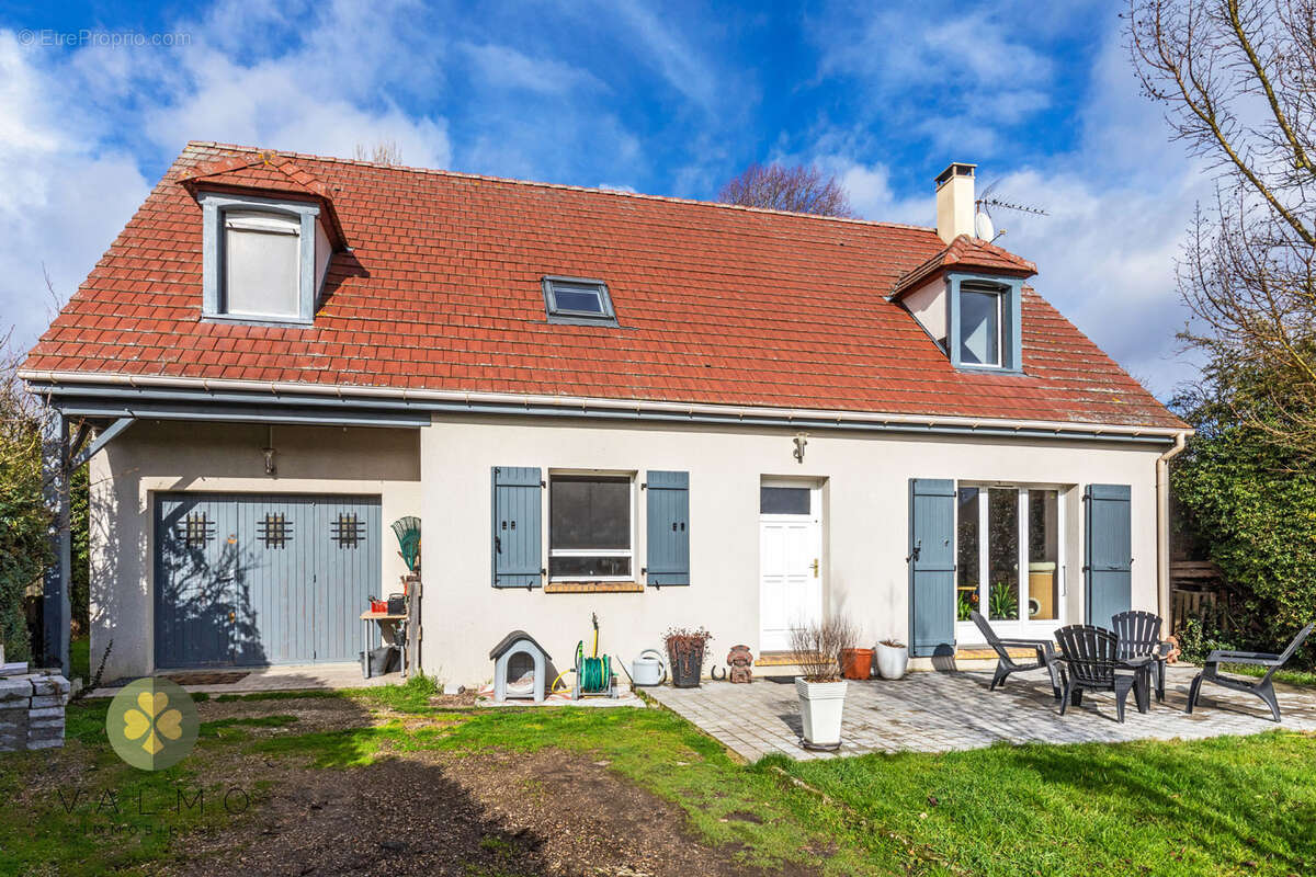 Maison à AUTEUIL