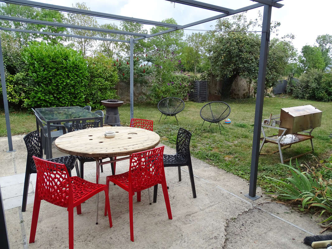 Maison à BAIGNEUX-LES-JUIFS