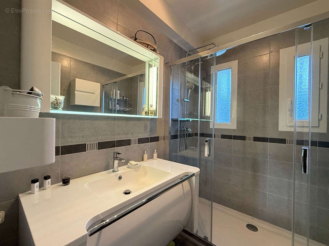 Maison à SAINT-MARCEL-D&#039;ARDECHE