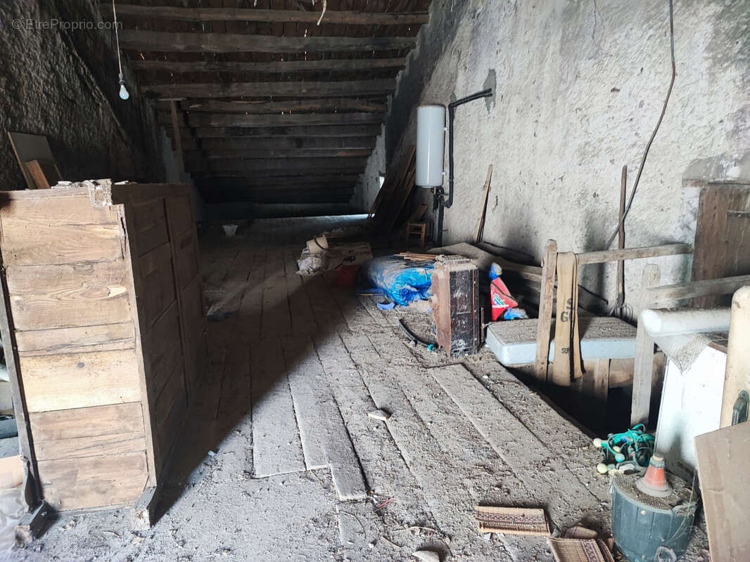 Maison à PEYRIAC-MINERVOIS