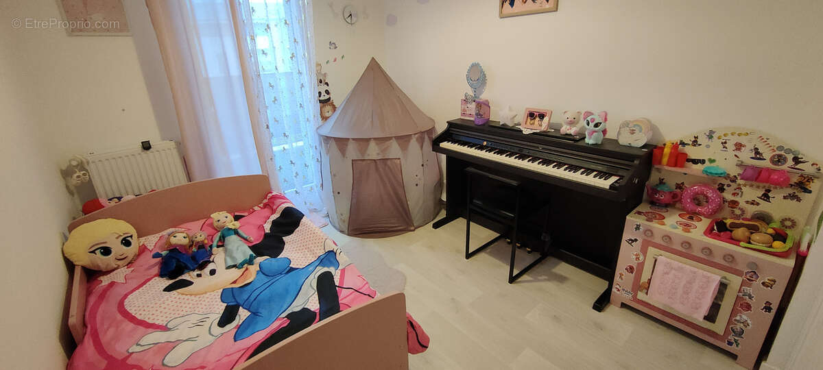 Appartement à VILLERON