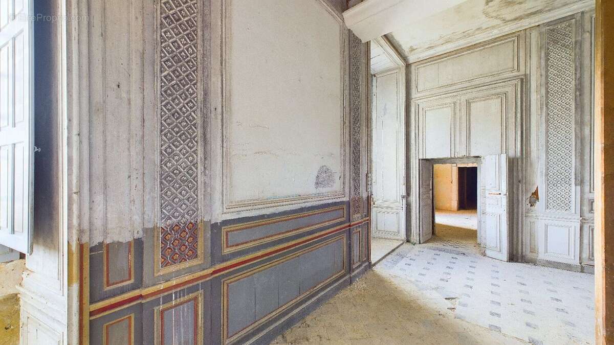 Château féodal au coeur des Landes sur 3,5 hectares - photo 16
