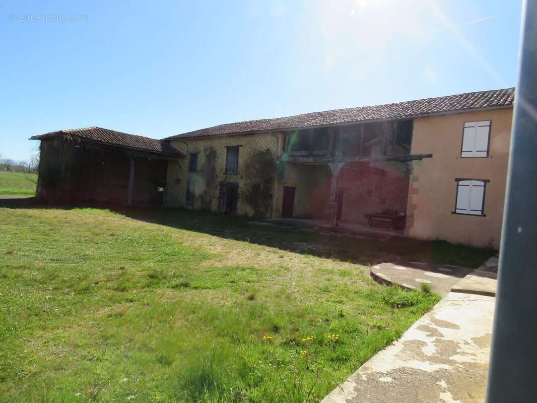 Maison à CASTELNAU-MAGNOAC