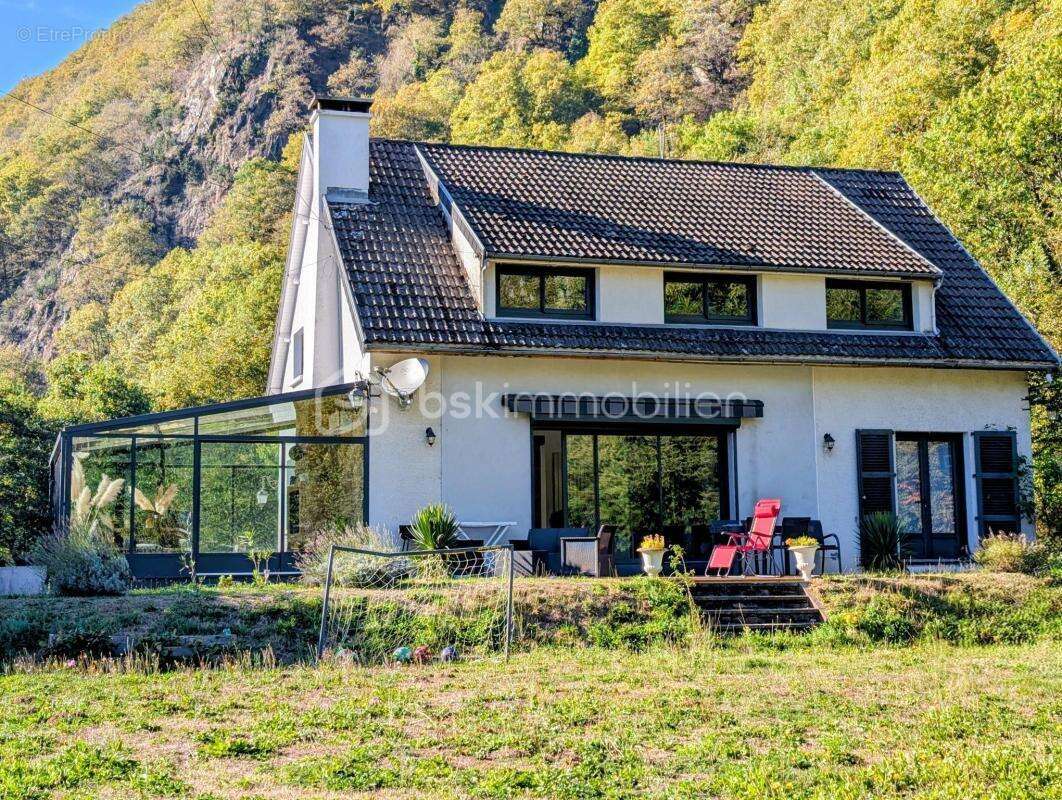 Maison à CETTE-EYGUN