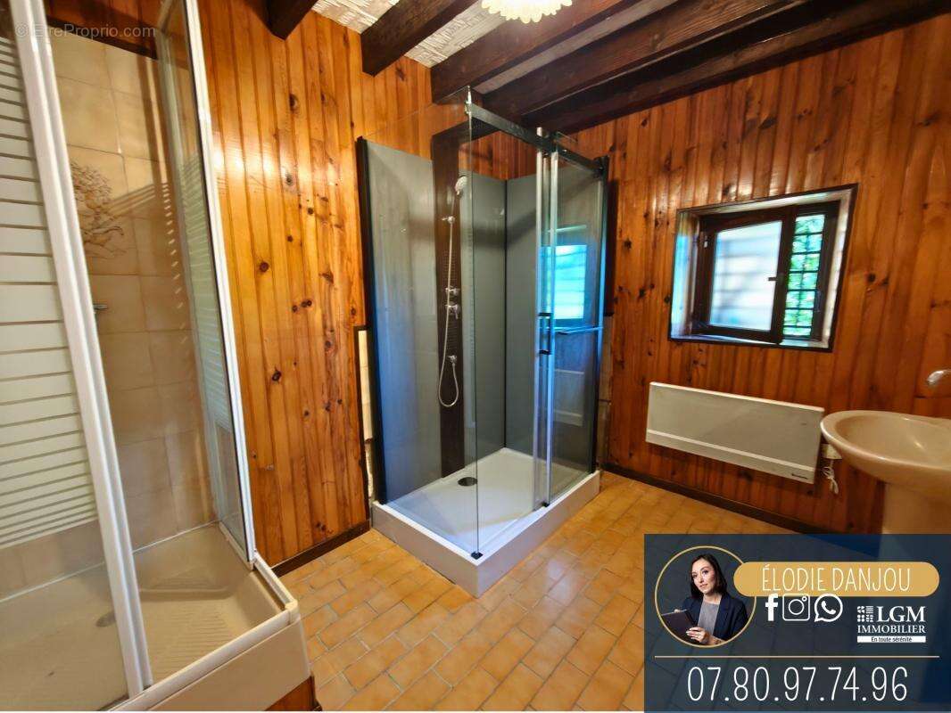 Maison à PERONVILLE