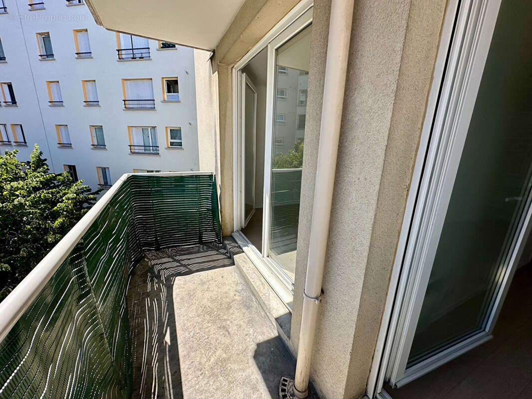 Appartement à IVRY-SUR-SEINE