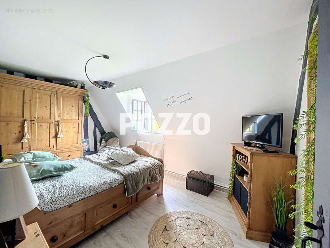 Propriété Normande au coeur du Pays d'Auge - 10 pièces (250 m2) - photo 14