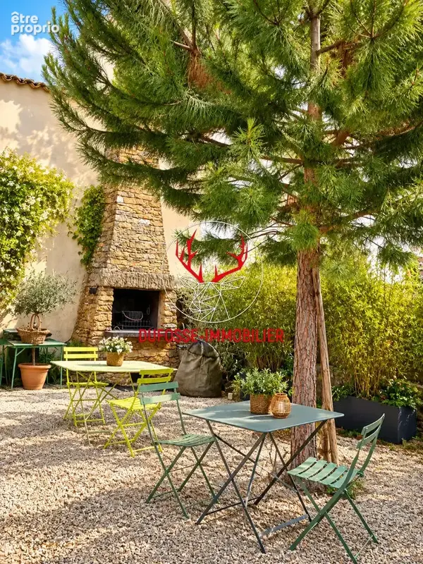Propriété d'exception 280 m² avec piscine et parc paysager - photo 11