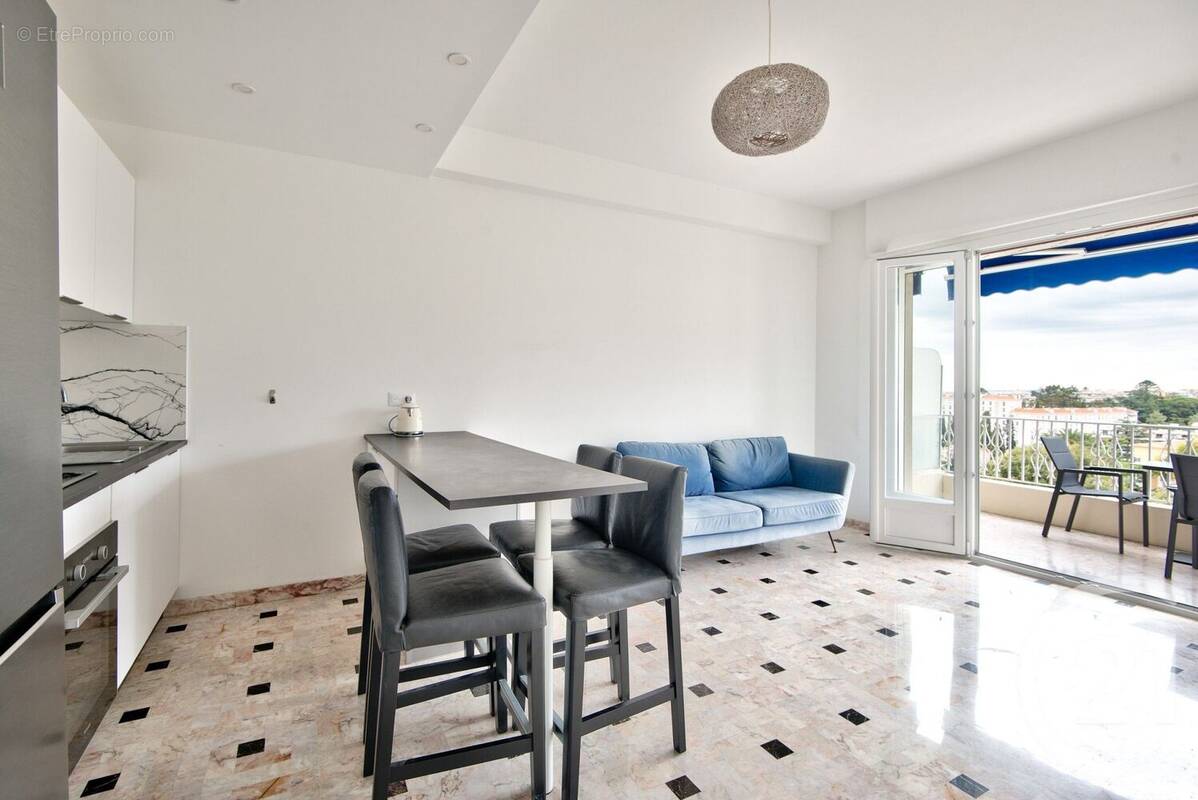 Appartement à NICE