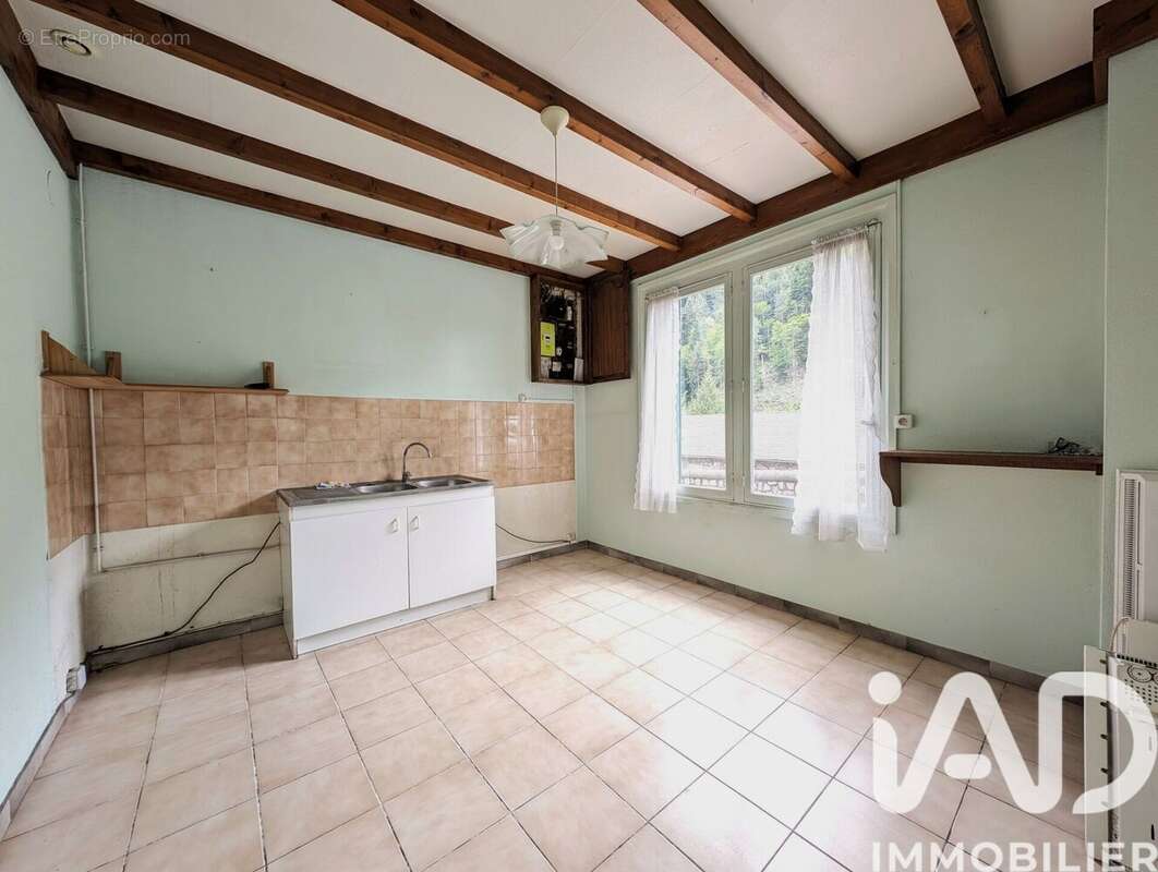 Photo 5 - Appartement à SAINT-MARTIN-DE-VALAMAS
