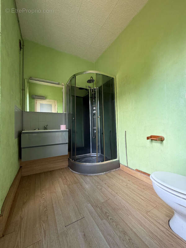 Appartement à BROU