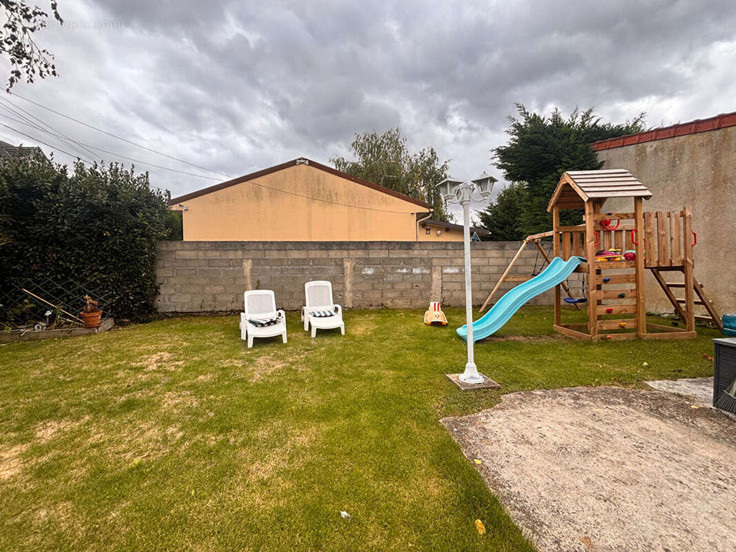 Maison à TREMBLAY-EN-FRANCE