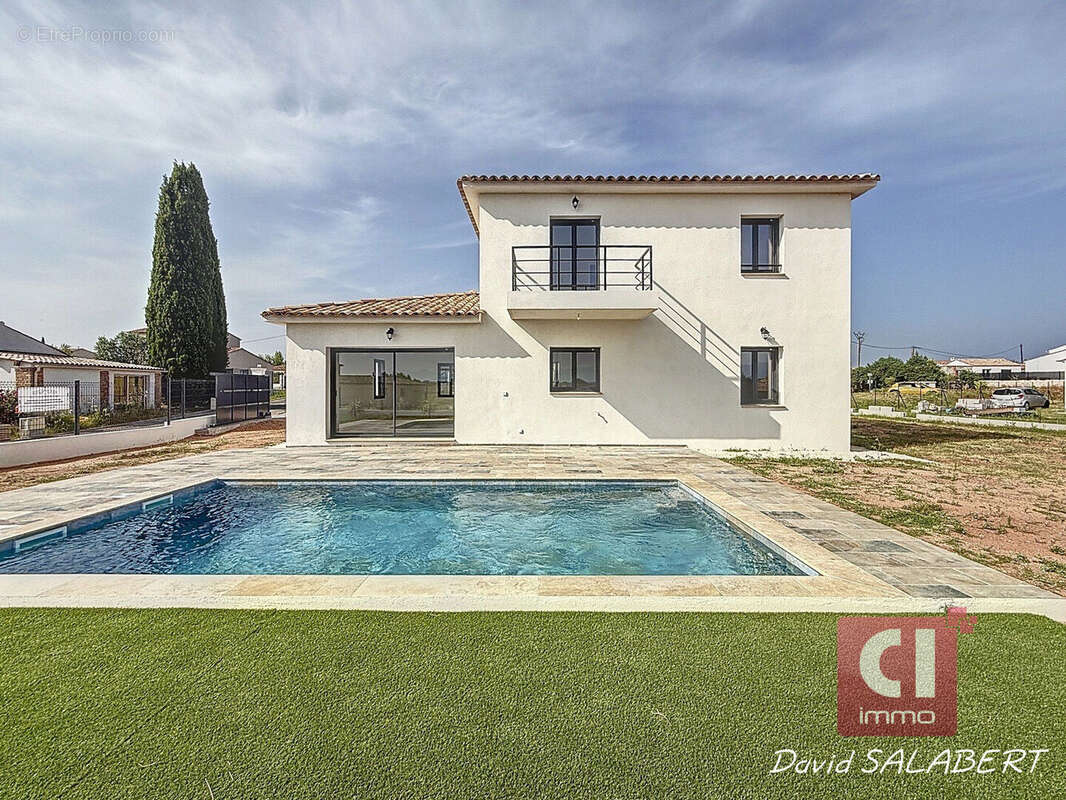 Villa contemporaine neuve avec vue dégagée  avec piscine. Exposition plein sud. VIDAUBAN - photo 13