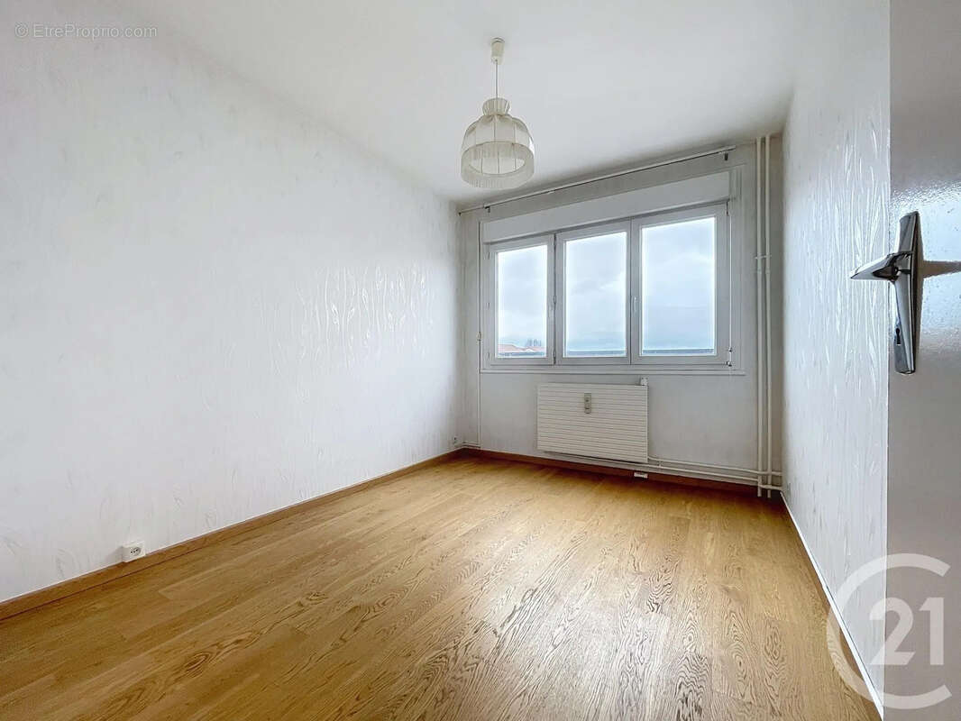 Appartement 70 m² à Troyes  - photo 5
