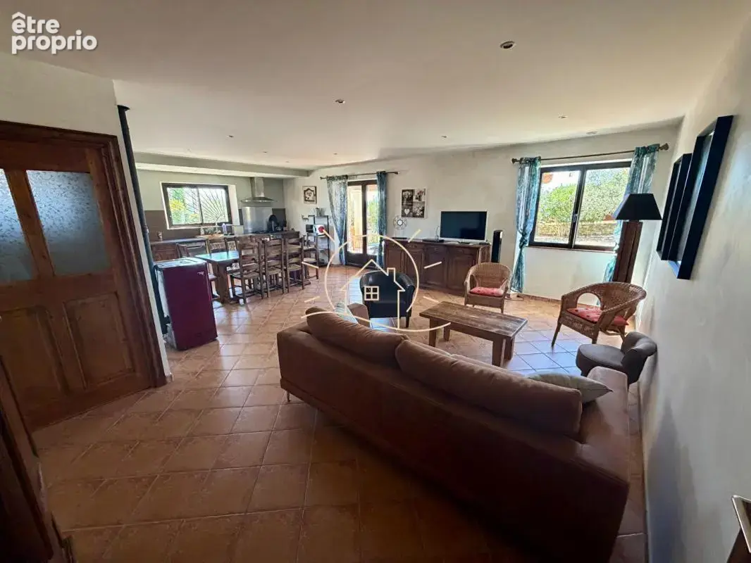 Charmante villa de plain-pied avec piscine à Orgnac-l'Aven - photo 8