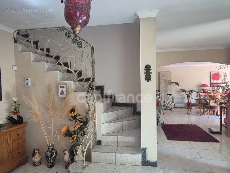 Maison à QUISSAC