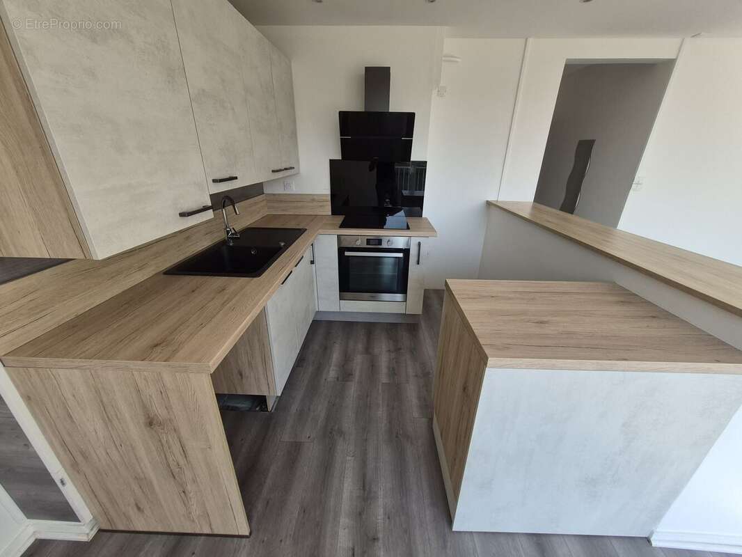 Appartement 60 m² à Bruyeres-Le-Chatel  - photo 3