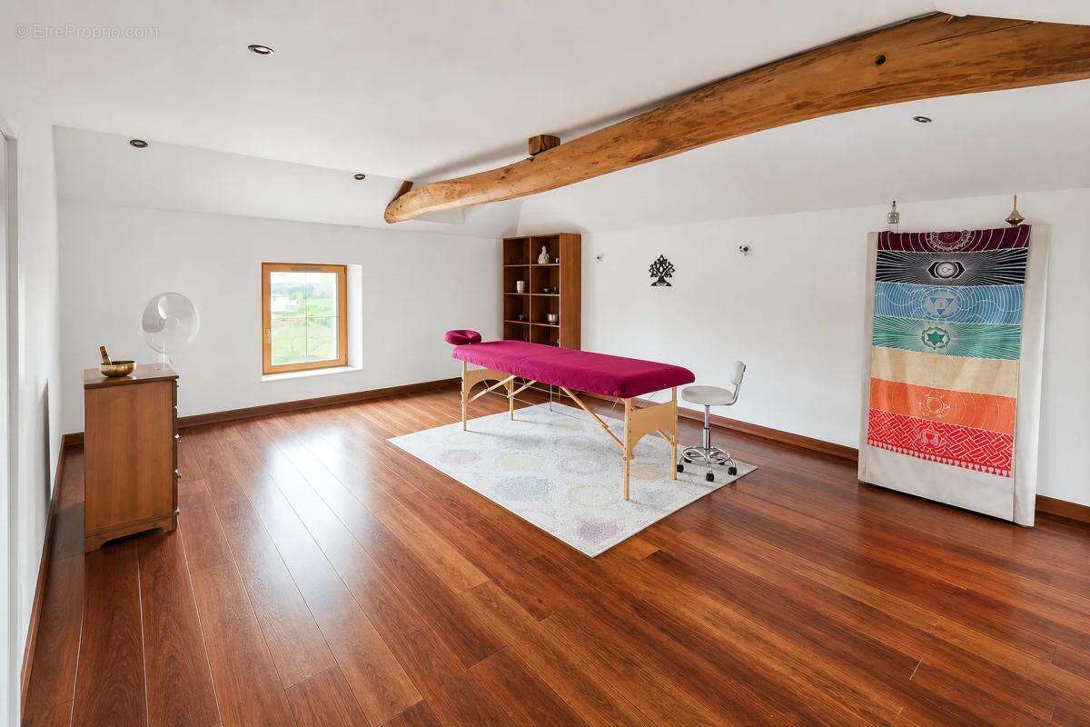 Charmante maison de 185 m² à Montrevault-sur-Èvre - photo 3