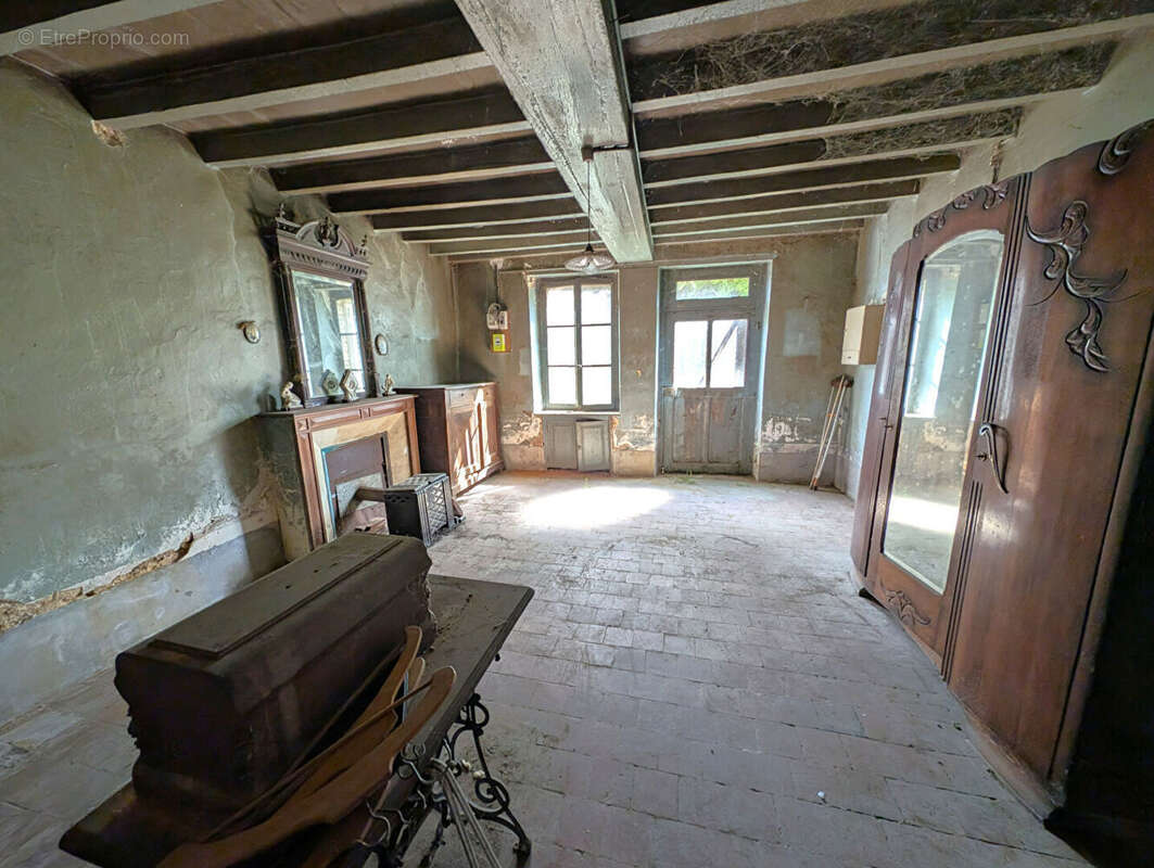 Maison à DIGES