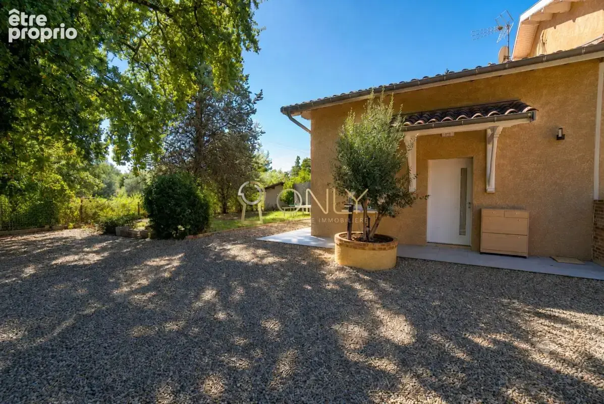 Fareins _ Maison 140 m² + sous-sol aménagé 75 m² - photo 4