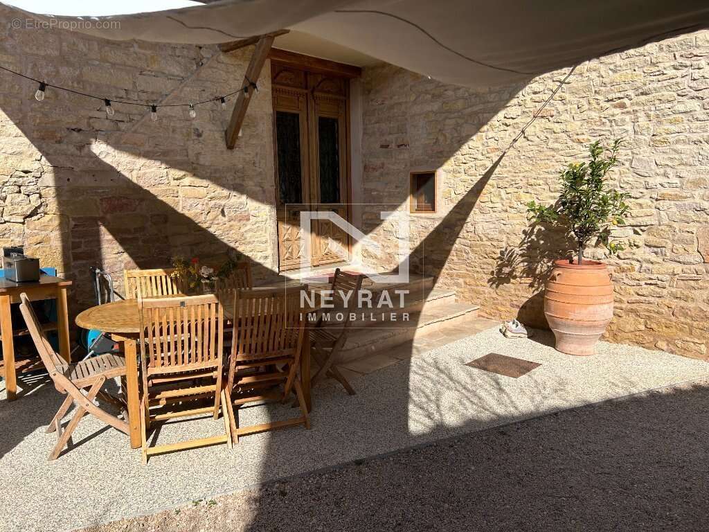 Maison à SENNECEY-LE-GRAND