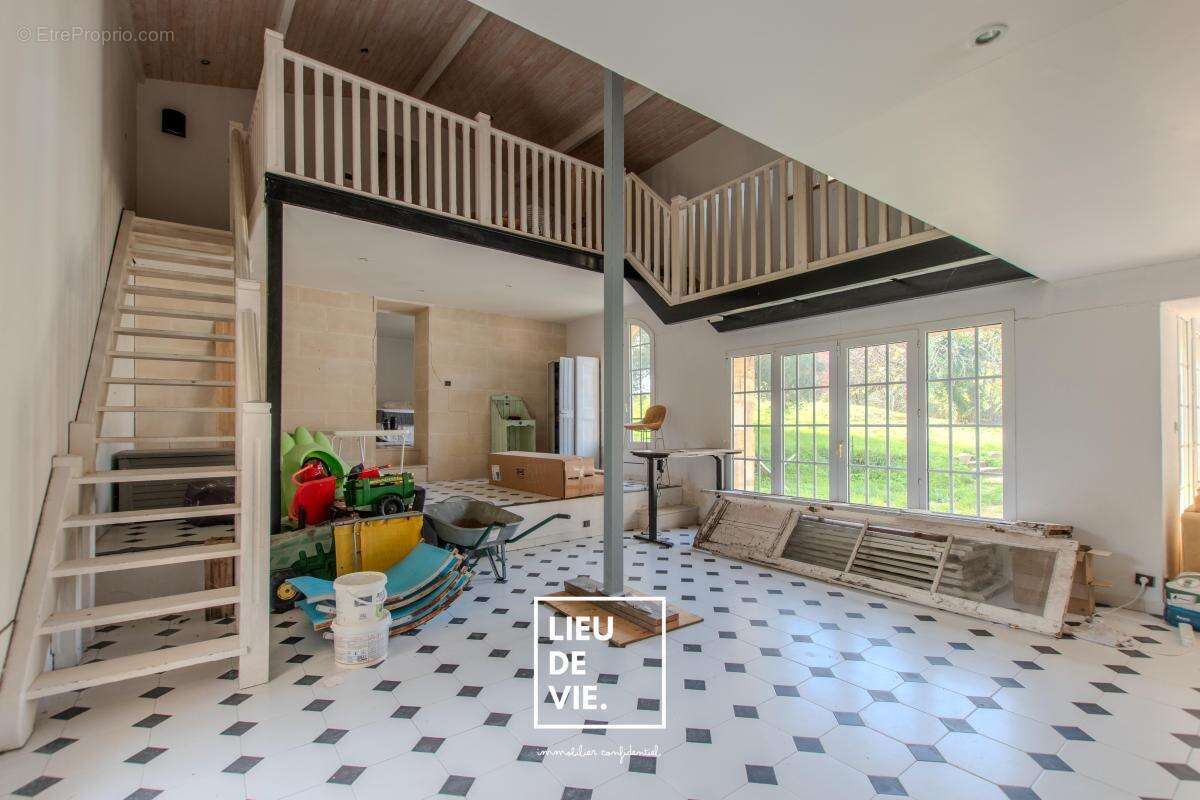 Maison à VILLEGOUGE