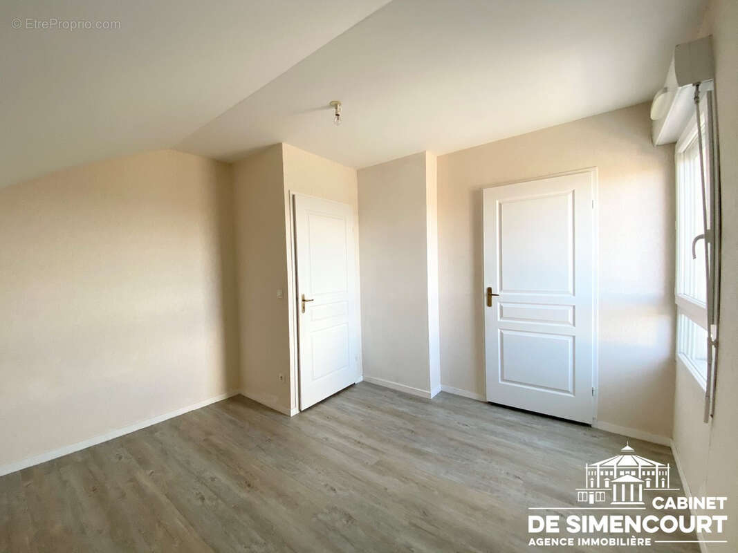 Amiens sud - st honore - t3 en duplex avec stationnements - photo 4