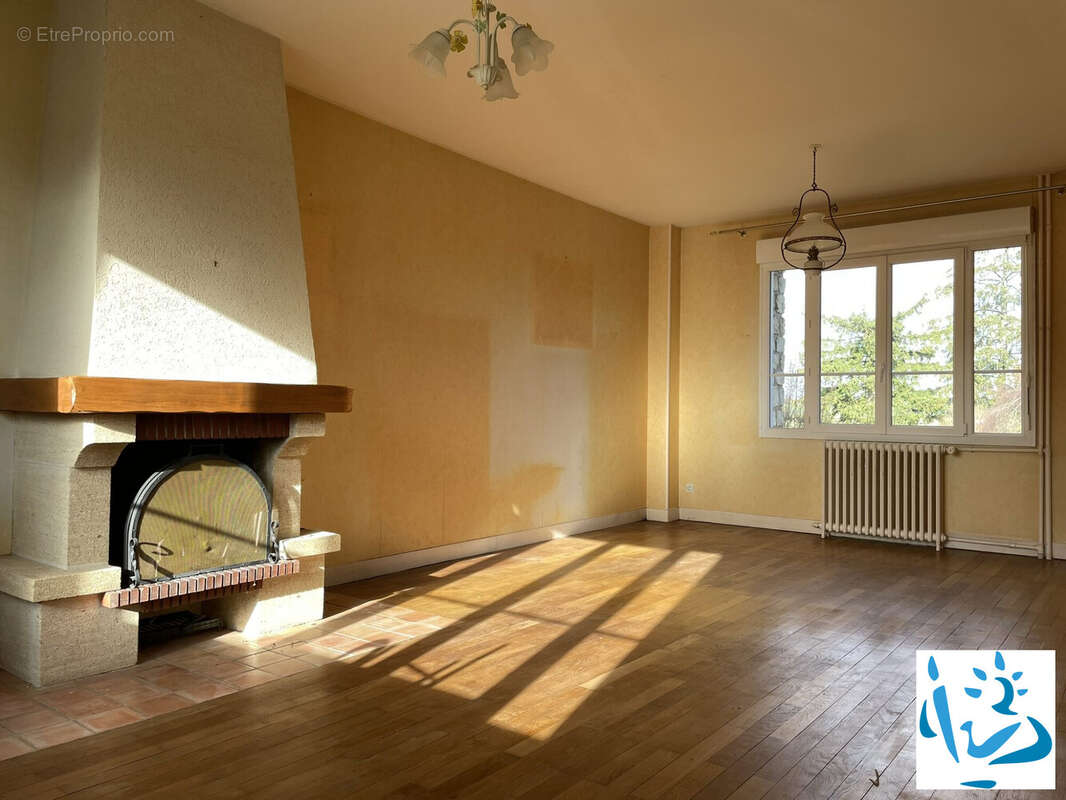 Maison à MORTAGNE-AU-PERCHE