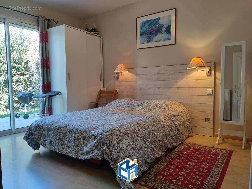 Maison à SAINT-CYR-SUR-LOIRE